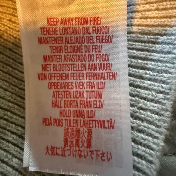 Disney Minnie Mouse Holiday Sweater Snowflakes Size Medium Christmas - Picture 11 of 12